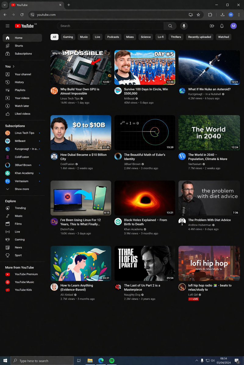 YouTube 深色模式桌面 UI 原型 AI image prompt result